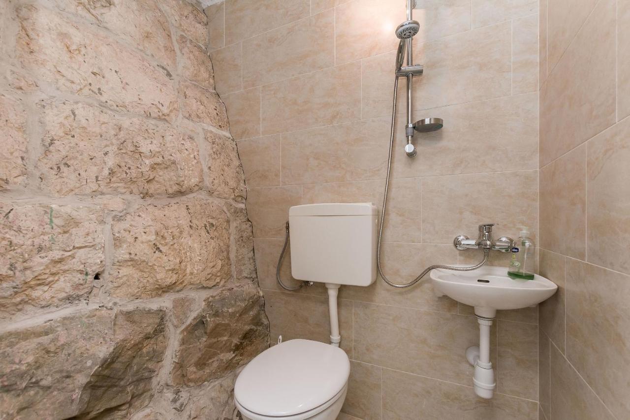 Villa Holiday Home Zvecanje Екстер'єр фото